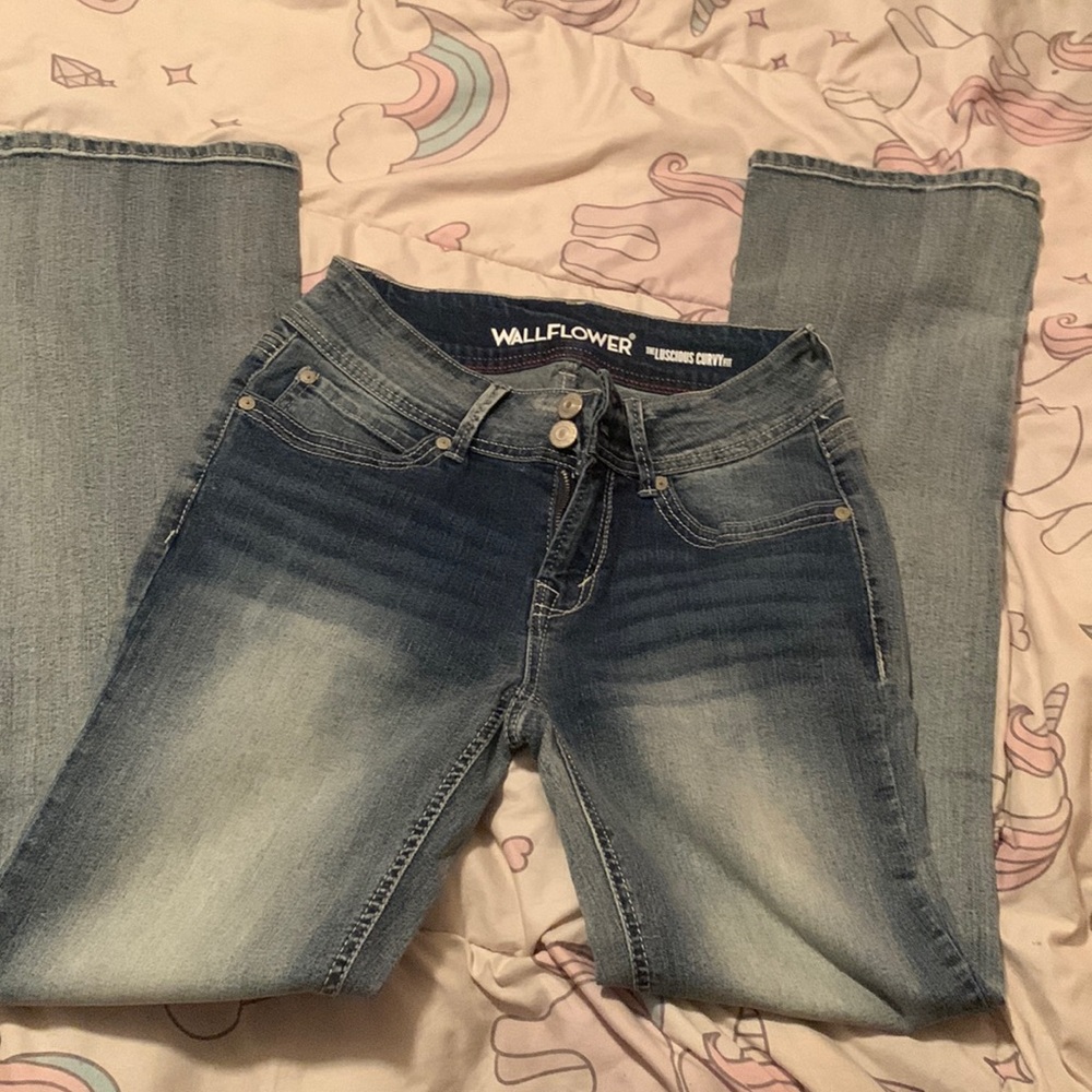 WallFlower Jeans
